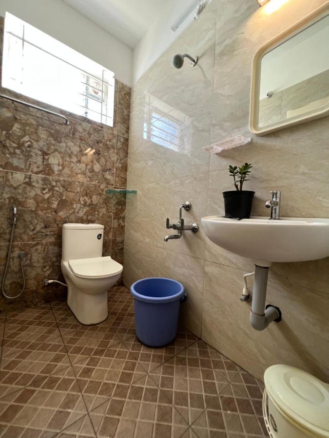 Raja Residency Hotel Alandurai Ngoại thất bức ảnh