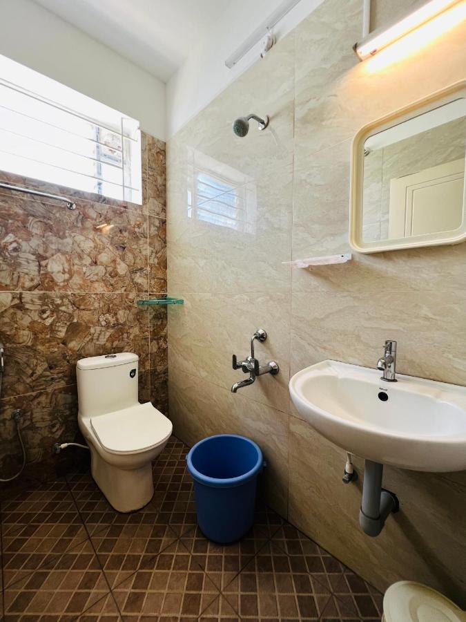 Raja Residency Hotel Alandurai Ngoại thất bức ảnh