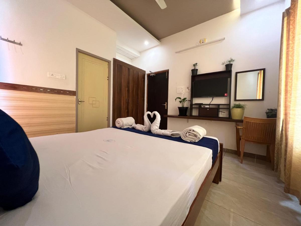 Raja Residency Hotel Alandurai Ngoại thất bức ảnh