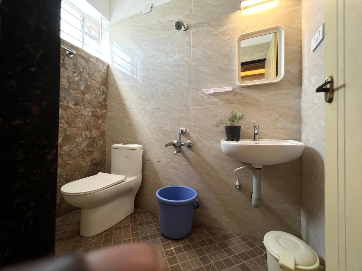 Raja Residency Hotel Alandurai Ngoại thất bức ảnh
