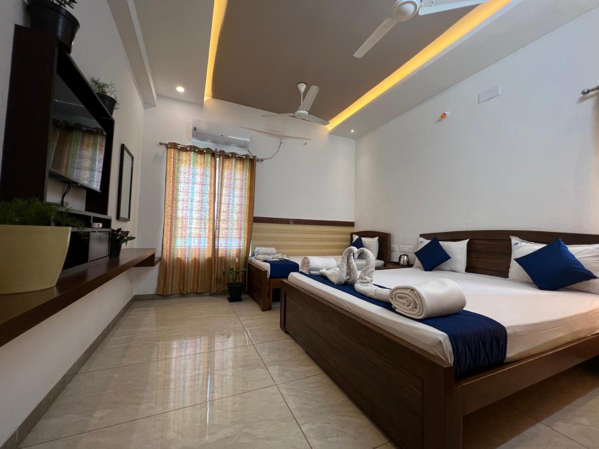 Raja Residency Hotel Alandurai Ngoại thất bức ảnh